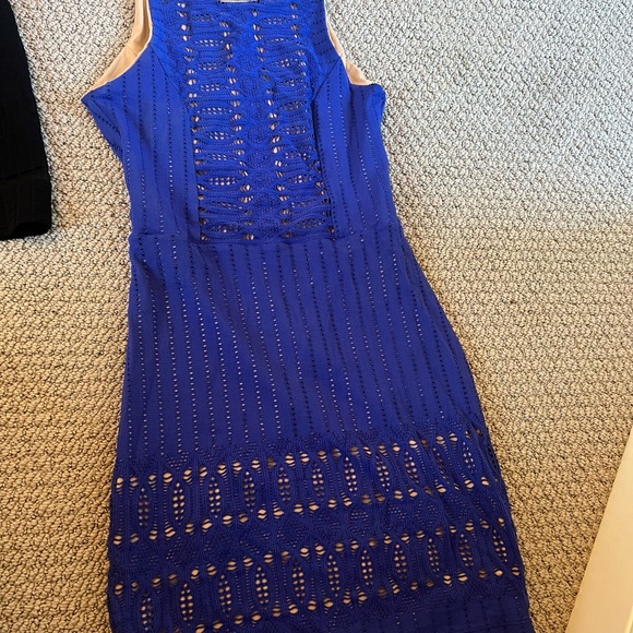 Bodycon blue dress; great condition - Picture 4 of 5